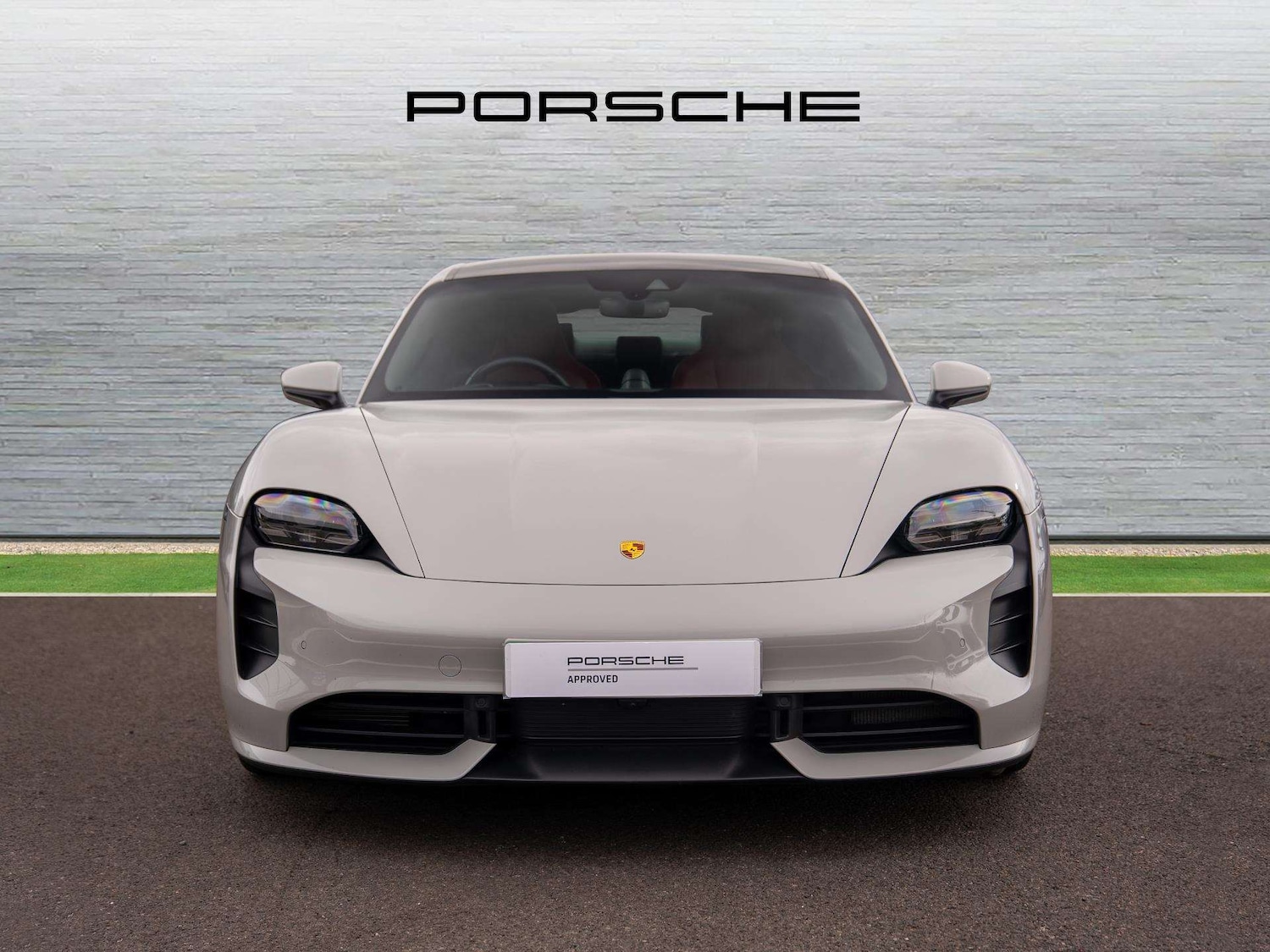 Used Porsche Taycan 2022 for sale - 77913697: Photo 5