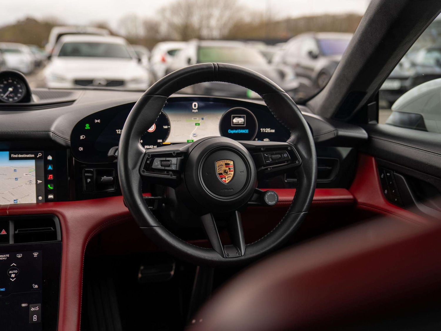 Used Porsche Taycan 2022 for sale - 77913697: Photo 7