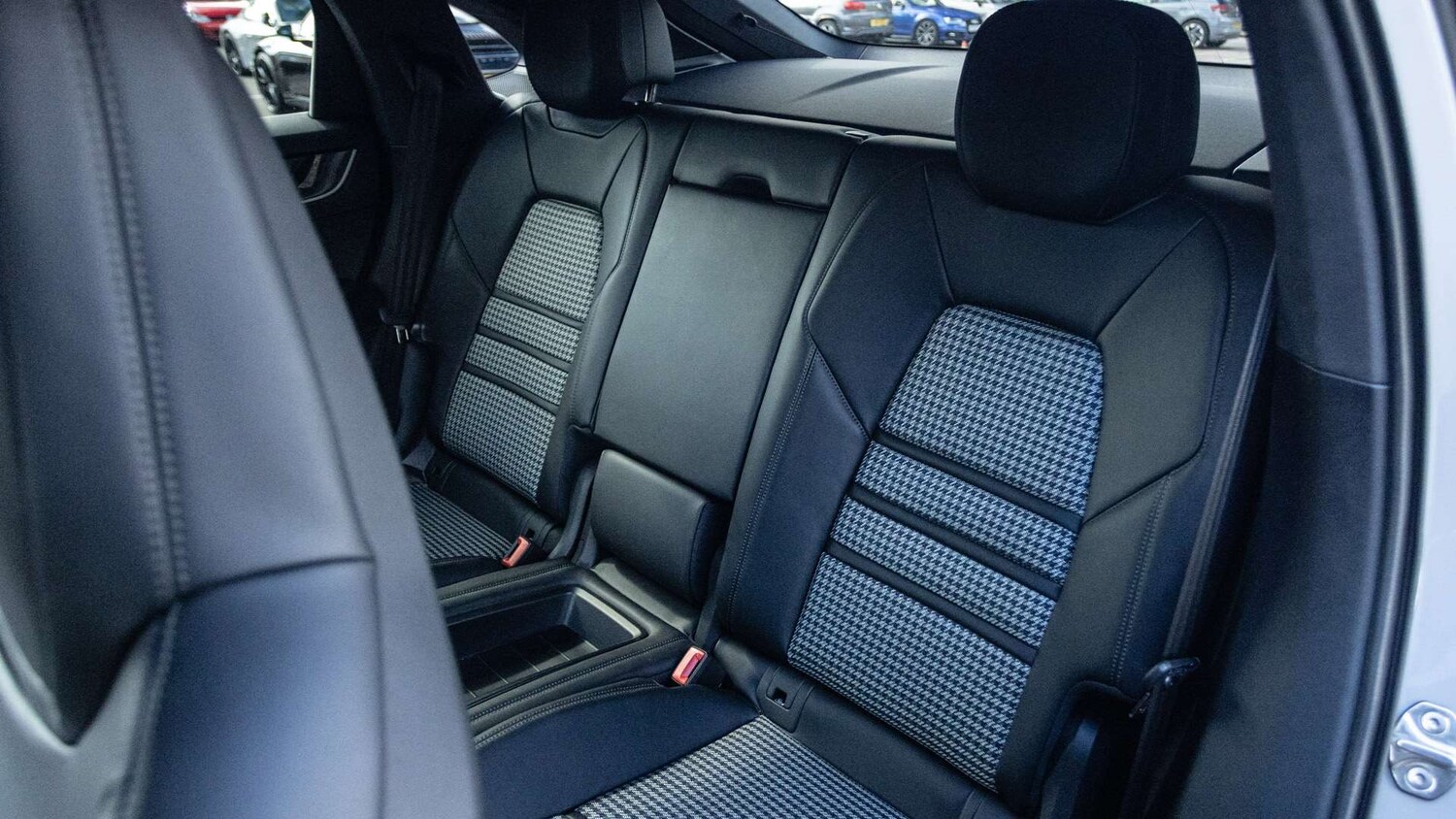Used Porsche Cayenne 2025 for sale - 75818873: Photo 14