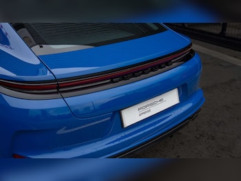 Used Porsche Panamera 2025 for sale - 77553060: Photo