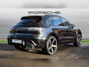 Used Porsche Macan 2023 for sale - 76691992: Photo