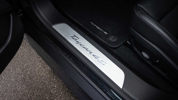 Used Porsche Taycan 2025 for sale - 75216891: Photo 32