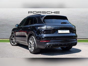 Used Porsche Cayenne 2022 for sale - 78696438: Photo