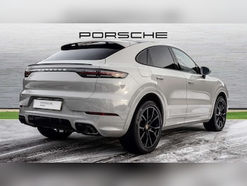 Used Porsche Cayenne 2020 for sale - 77044152: Photo