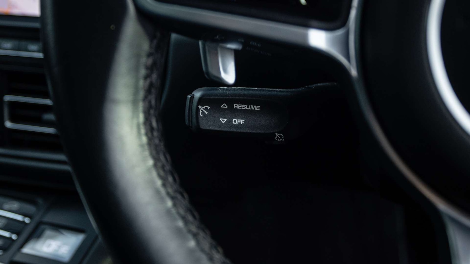 Used Porsche Macan 2021 for sale - 76636691: Photo 20