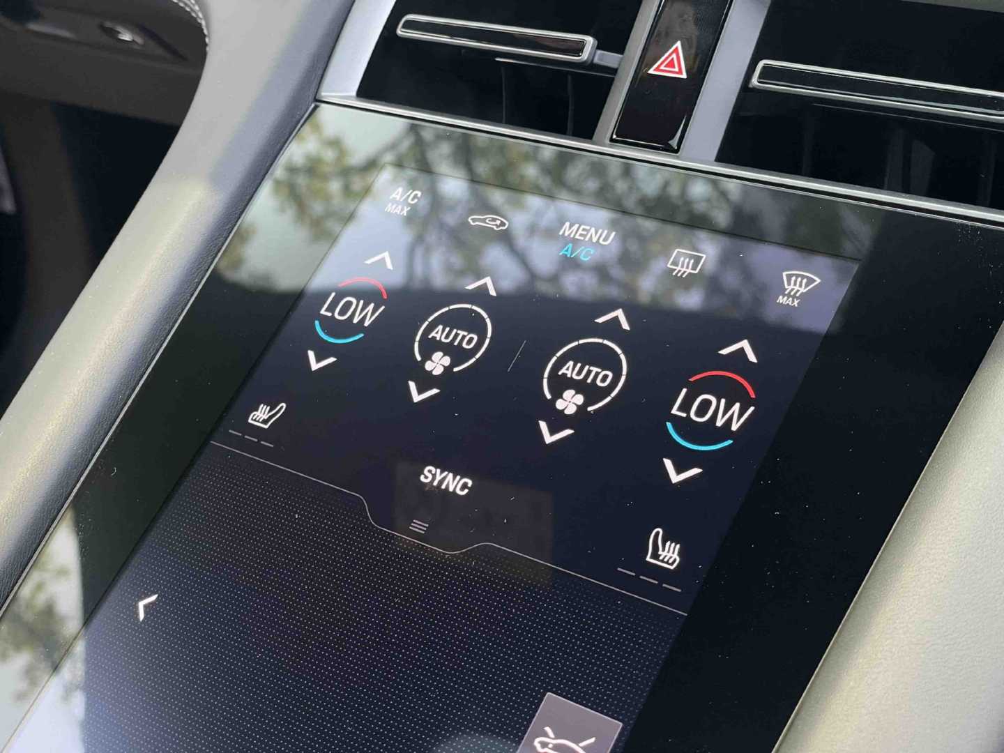 Used Porsche Taycan 2024 for sale - 76668929: Photo 12