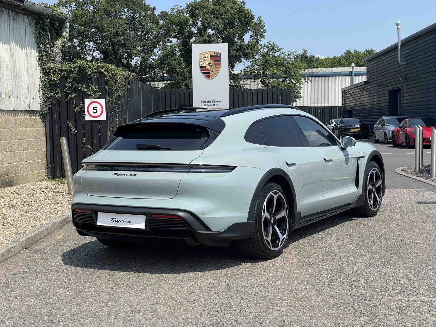 Used Porsche Taycan 2024 for sale - 76668929: Photo 30