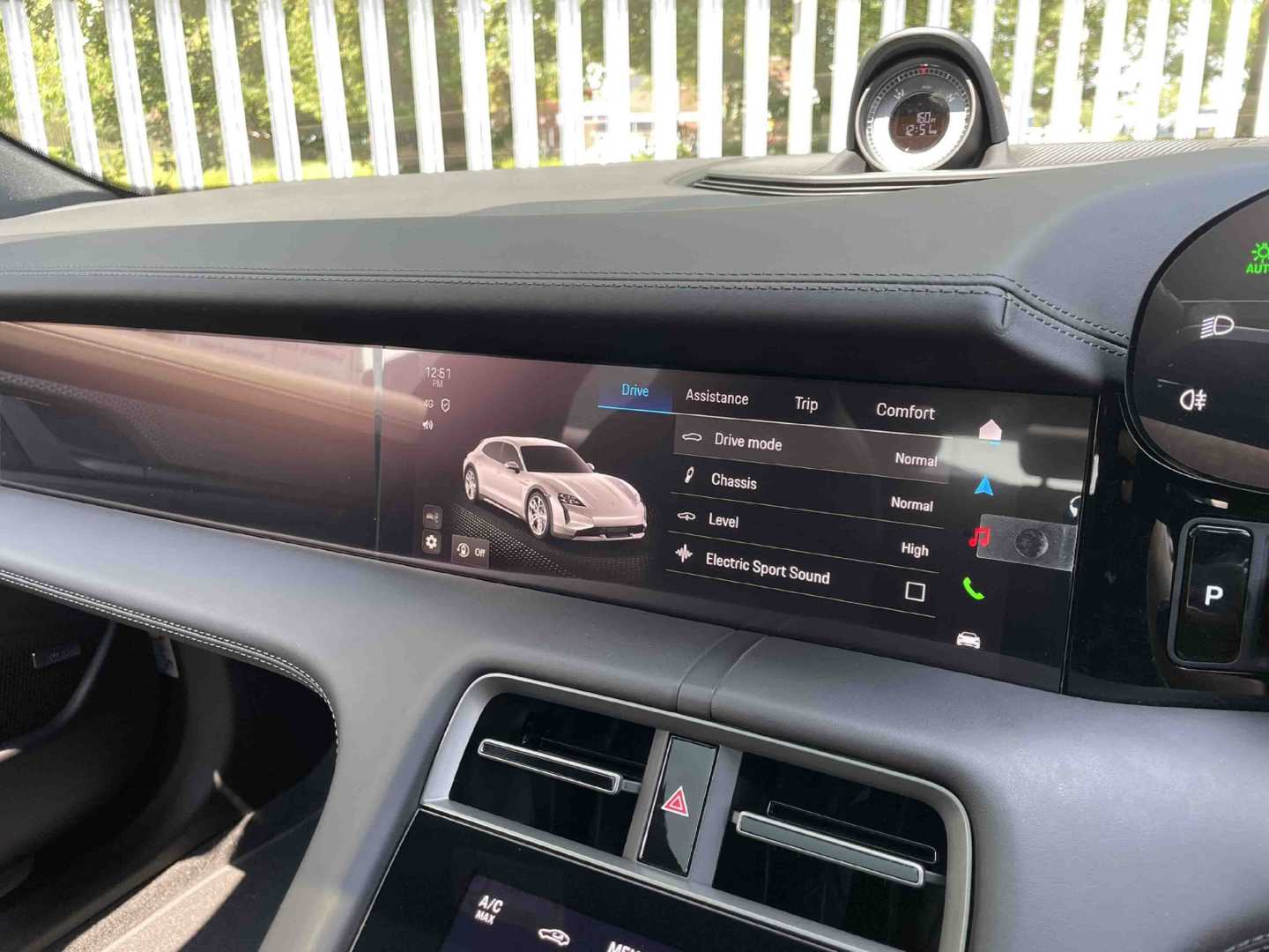 Used Porsche Taycan 2024 for sale - 76668929: Photo 9