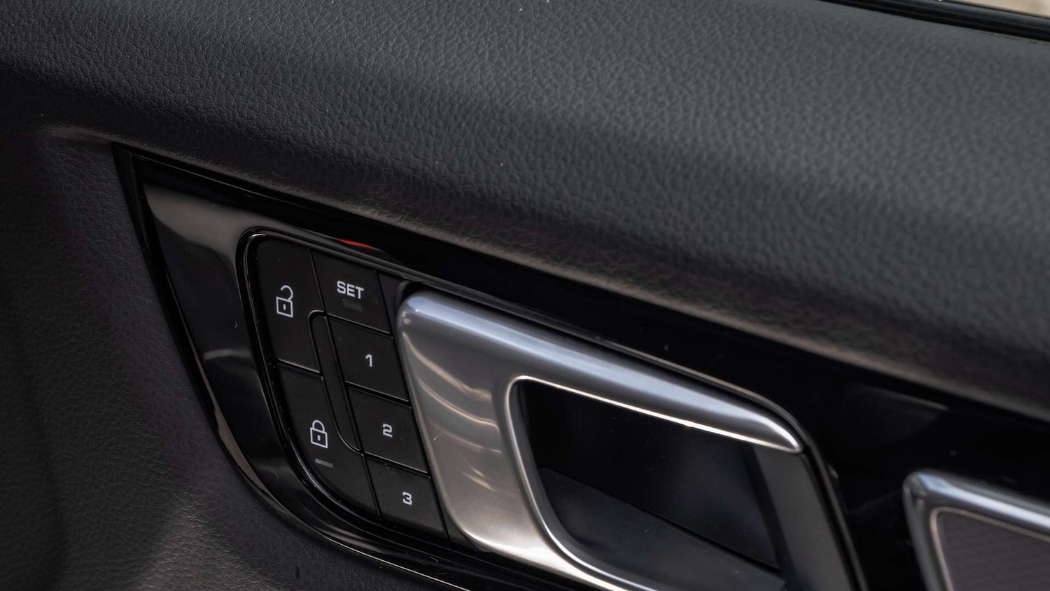 Used Porsche Cayenne 2022 for sale - 76351620: Photo 32