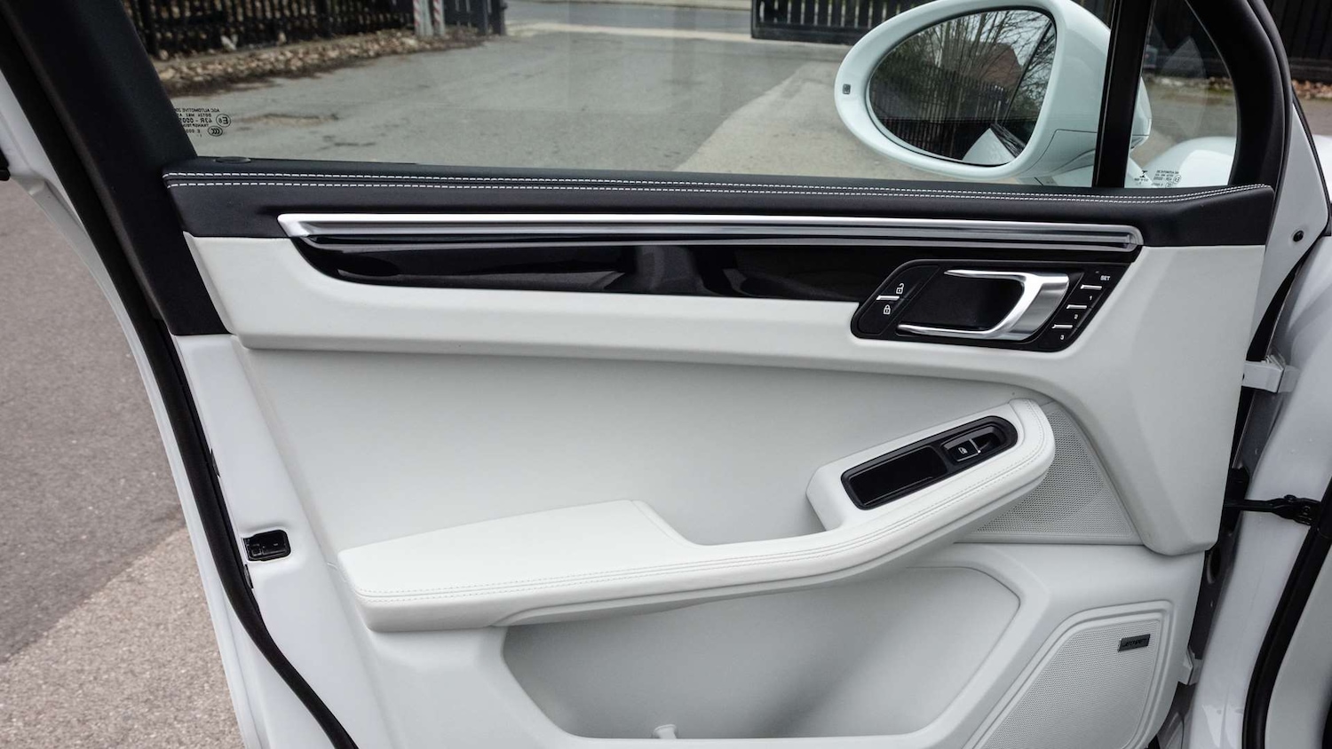 Used Porsche Macan 2022 for sale - 77740954: Photo 30