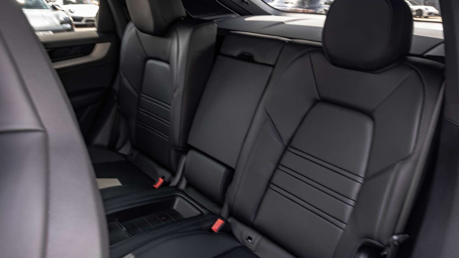 Used Porsche Cayenne 2025 for sale - 75968041: Photo 30