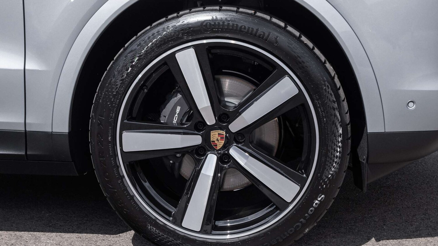 Used Porsche Cayenne 2025 for sale - 75968041: Photo 9