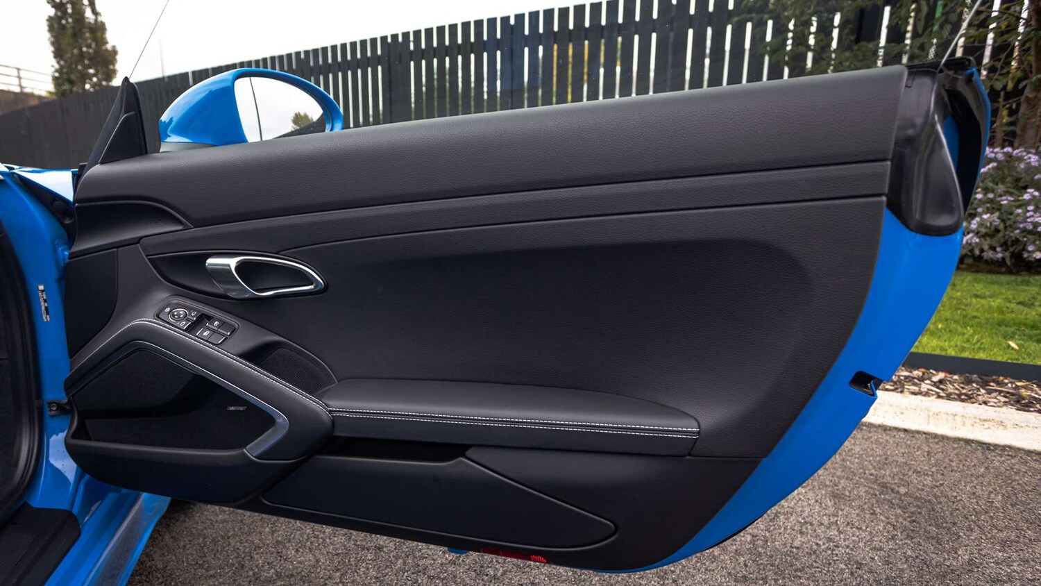 Used Porsche Other 2025 for sale - 76351743: Photo 26