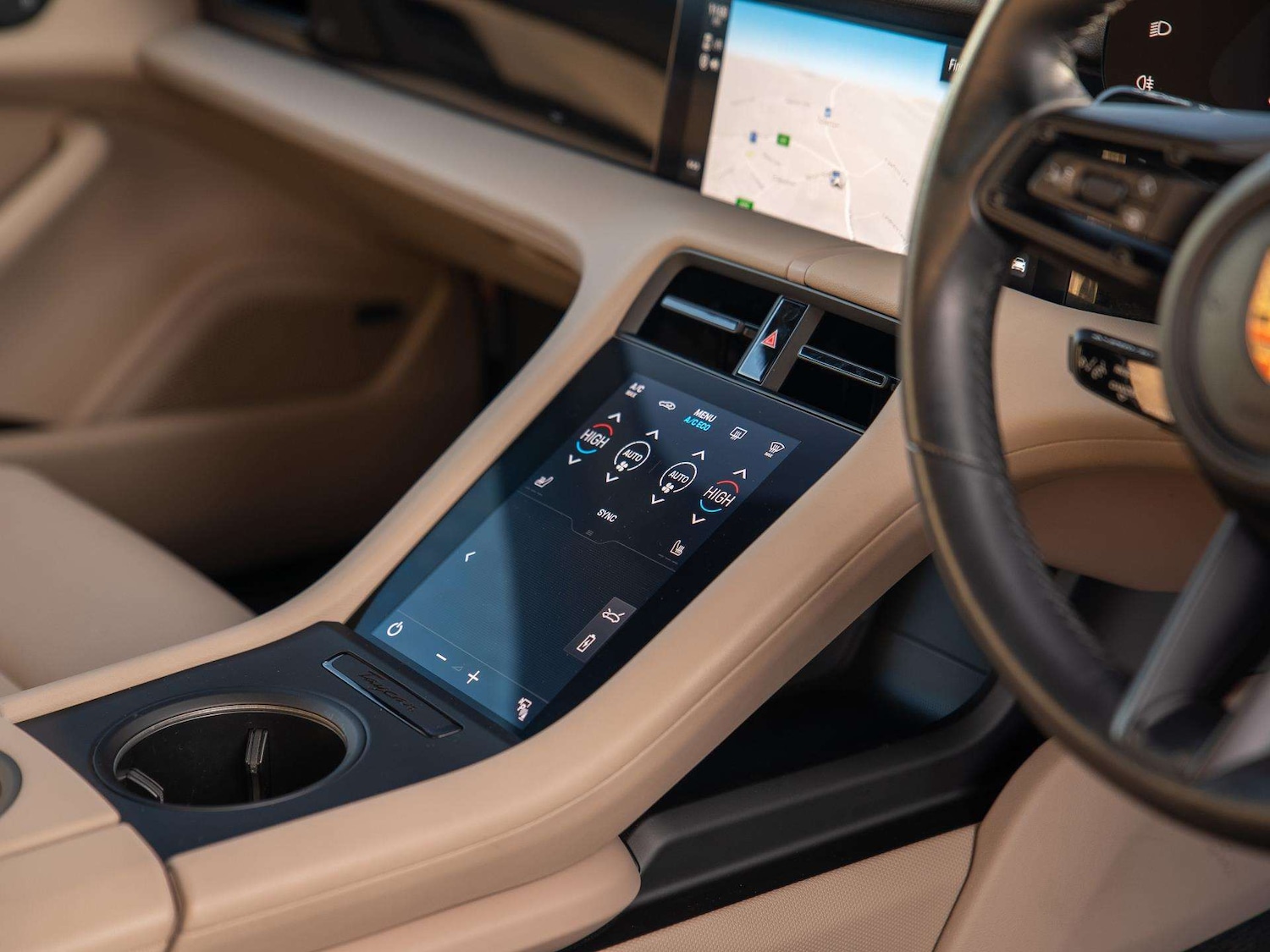 Used Porsche Taycan 2023 for sale - 77147293: Photo 16