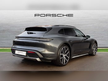 Used Porsche Taycan 2024 for sale - 75217363: Photo