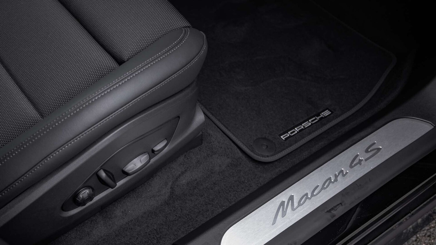 Used Porsche Macan for sale - 78104348: Photo 33