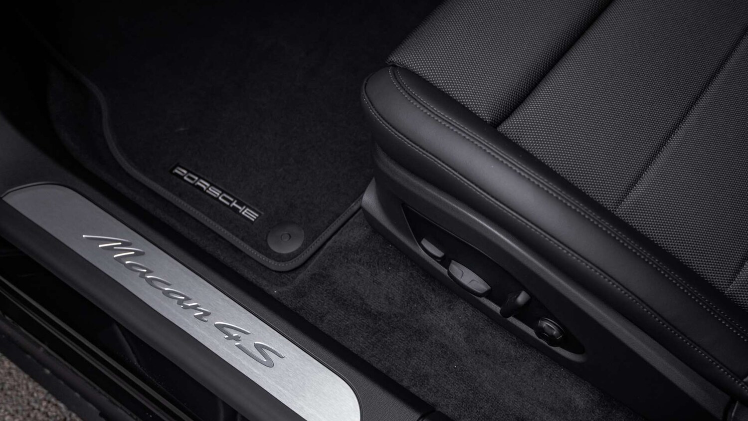 Used Porsche Macan for sale - 78104348: Photo 34