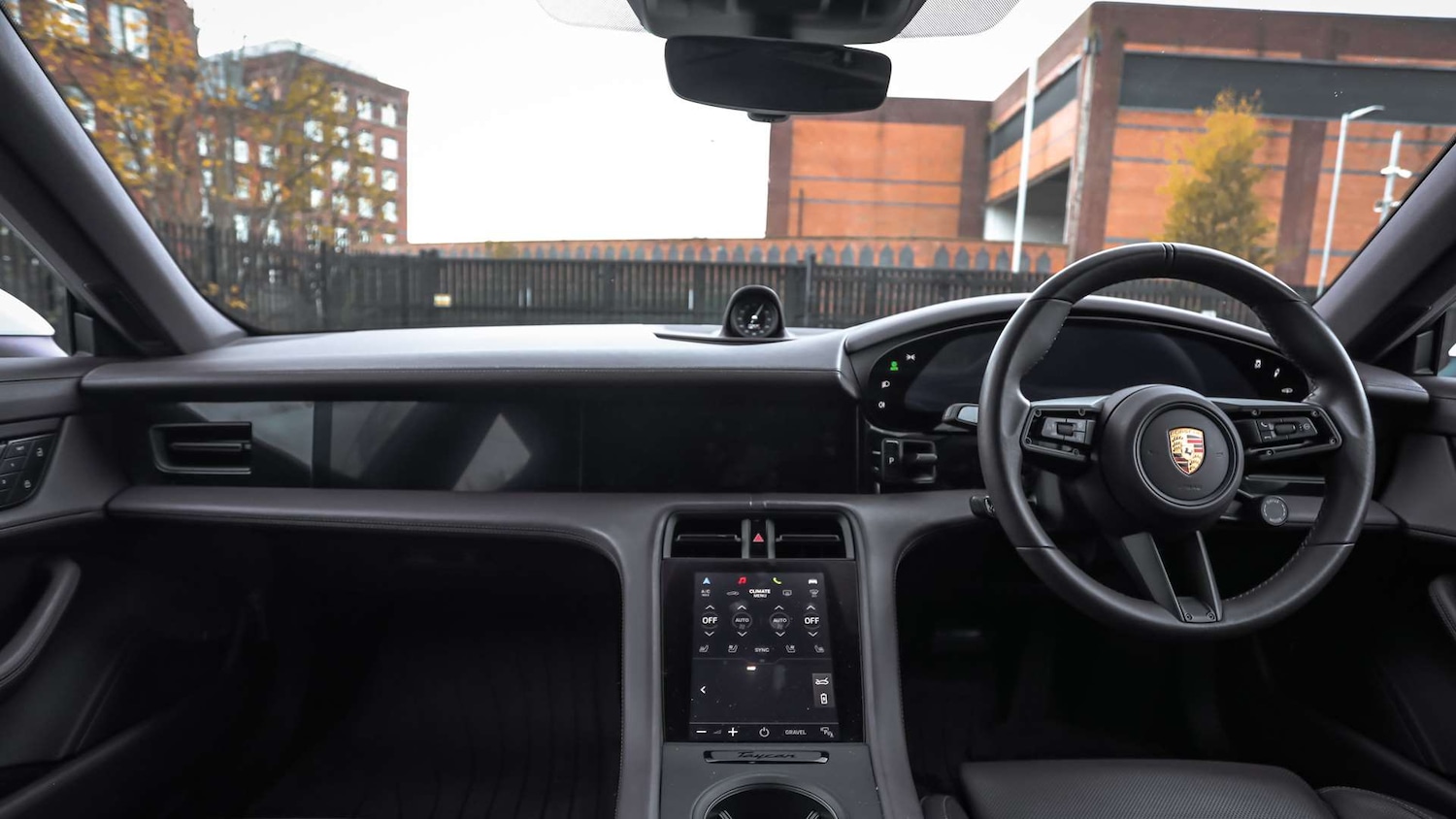Used Porsche Taycan 2022 for sale - 76692136: Photo 11