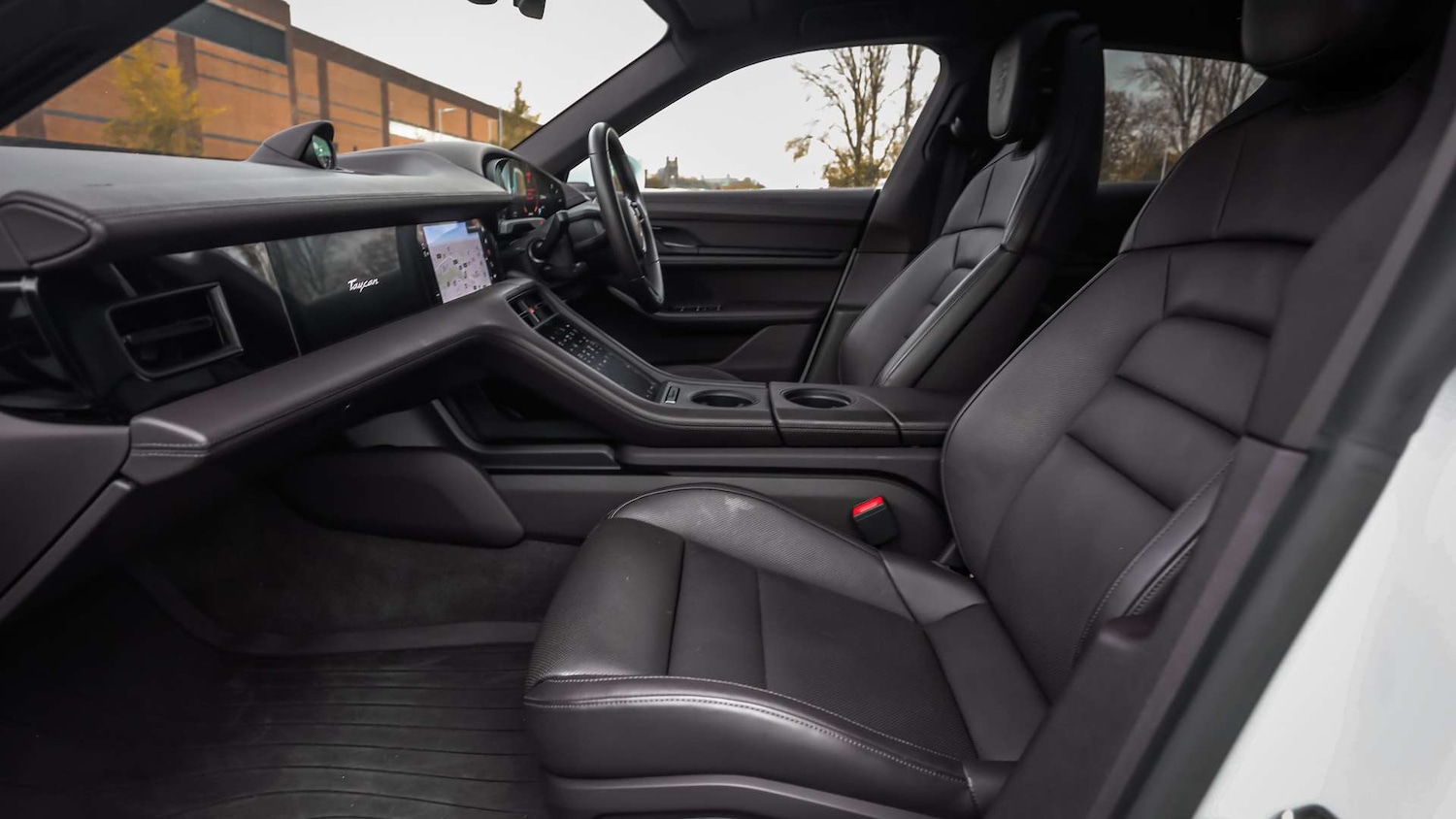 Used Porsche Taycan 2022 for sale - 76692136: Photo 13