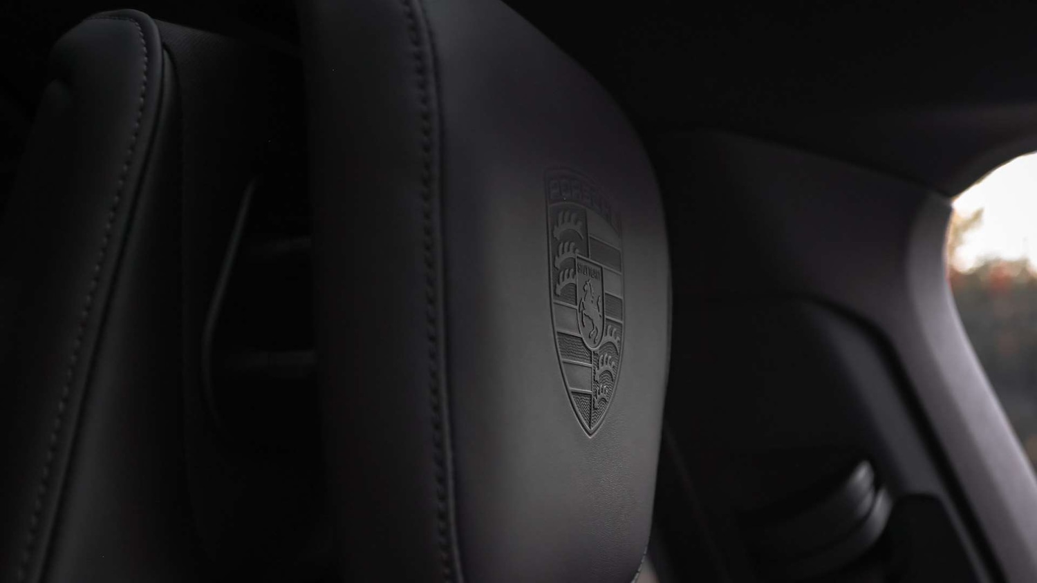 Used Porsche Taycan 2022 for sale - 76692136: Photo 15