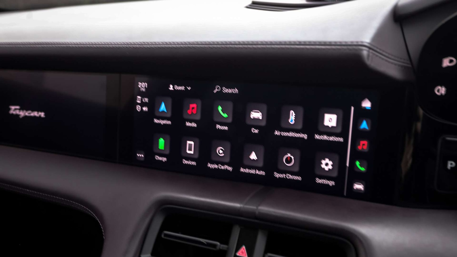 Used Porsche Taycan 2022 for sale - 76692136: Photo 18