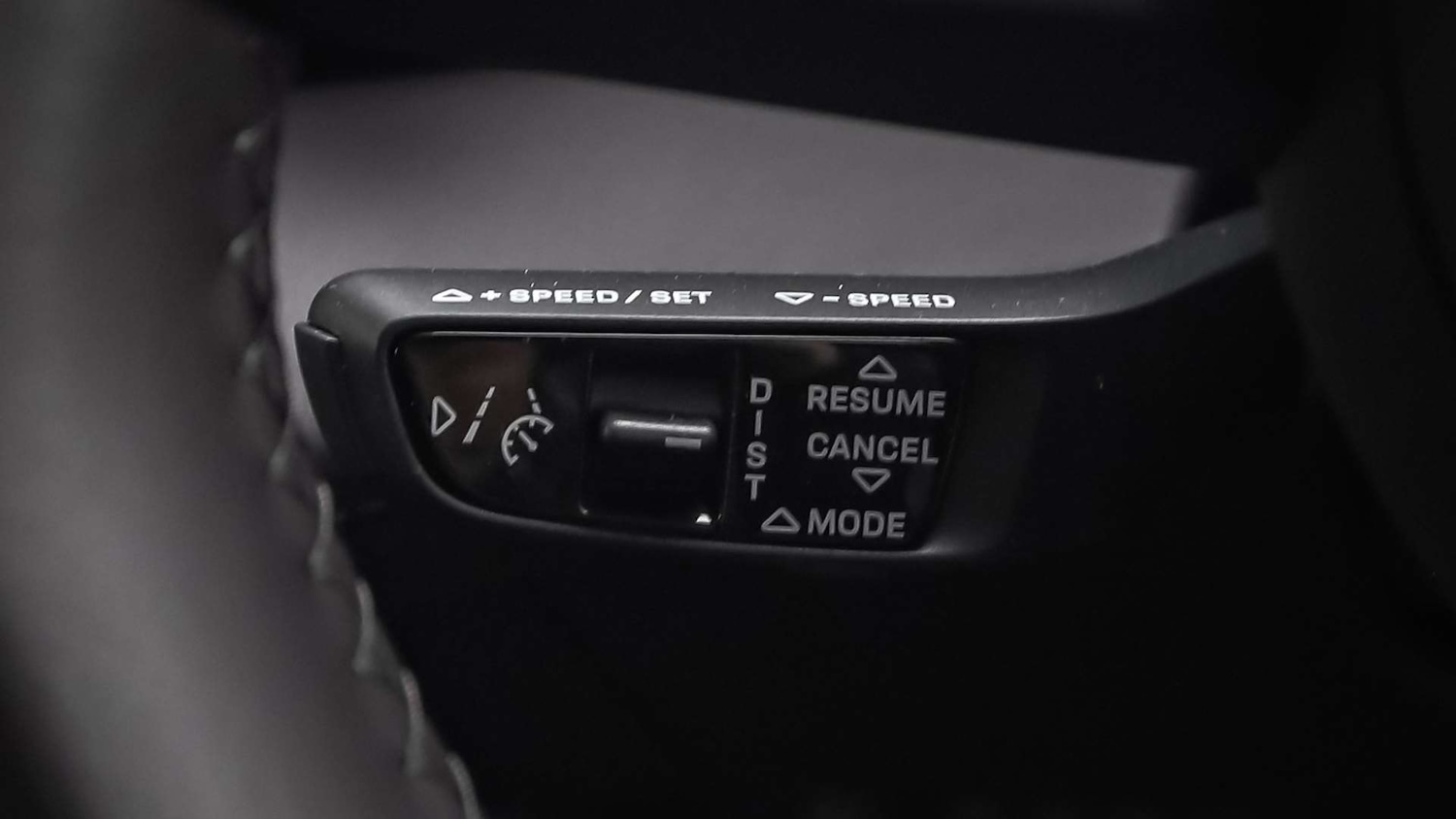 Used Porsche Taycan 2022 for sale - 76692136: Photo 23