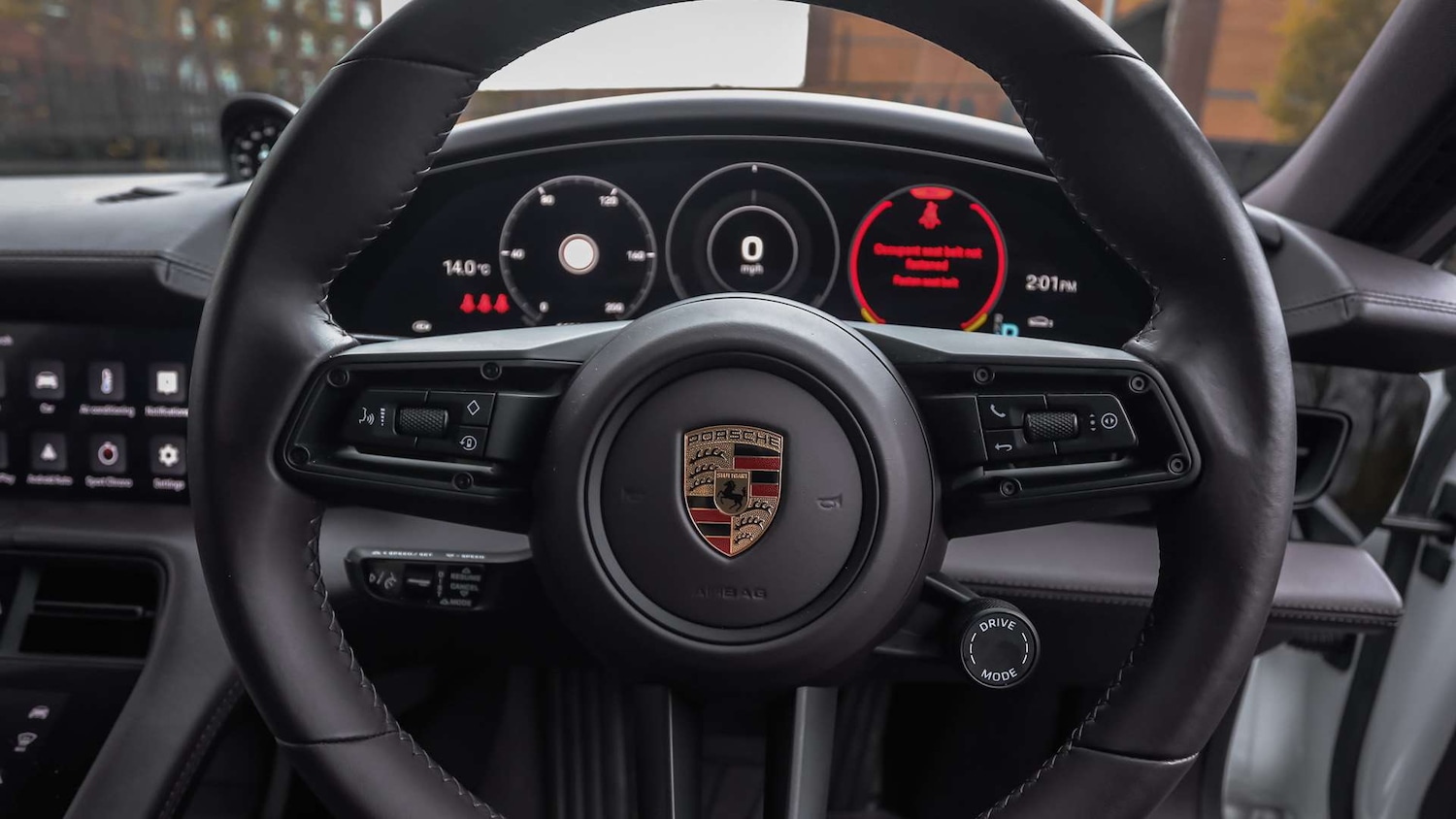 Used Porsche Taycan 2022 for sale - 76692136: Photo 24