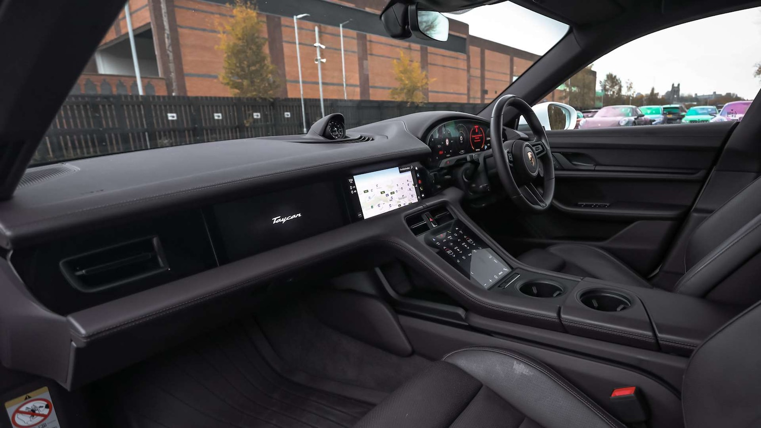 Used Porsche Taycan 2022 for sale - 76692136: Photo 5