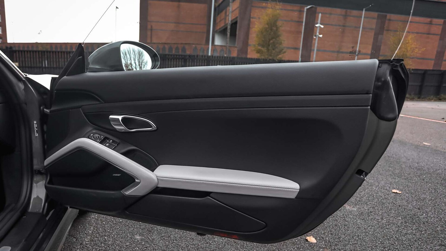 Used Porsche 718 Boxster 2024 for sale - 76902310: Photo 27