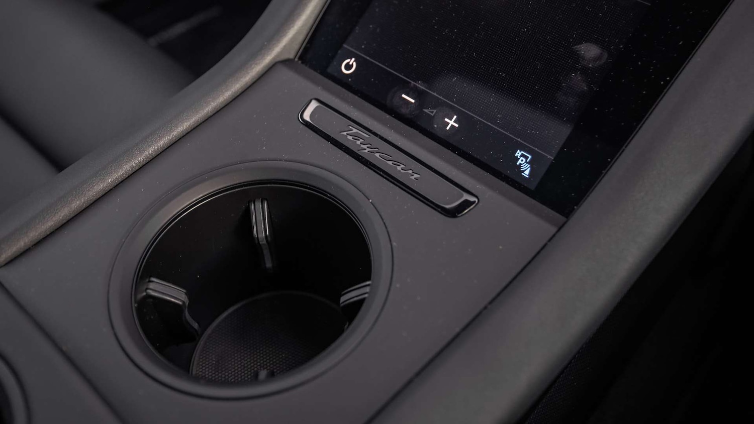 Used Porsche Taycan 2023 for sale - 76034763: Photo 17