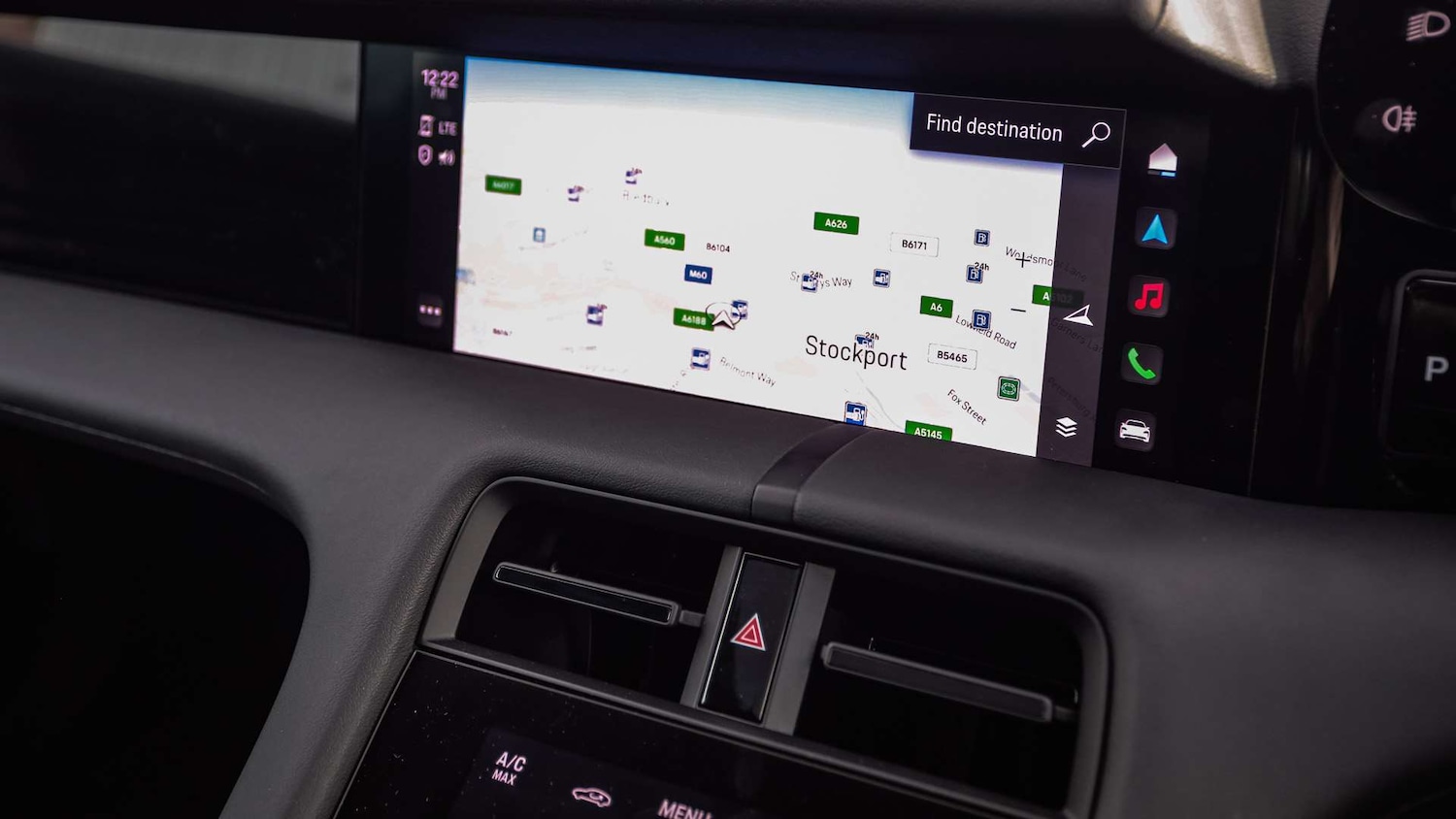 Used Porsche Taycan 2023 for sale - 76034763: Photo 18