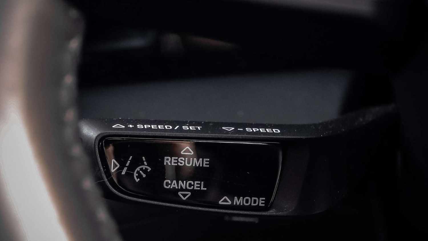 Used Porsche Taycan 2023 for sale - 76034763: Photo 23