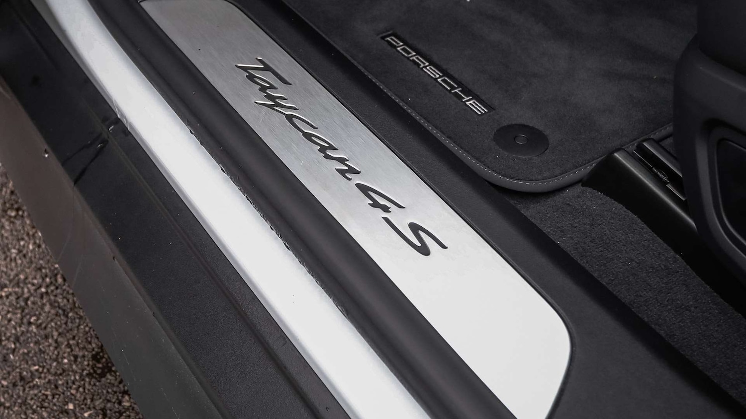 Used Porsche Taycan 2023 for sale - 76034763: Photo 32