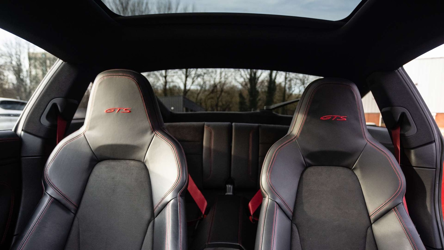 Used Porsche 911 2021 for sale - 76774167: Photo 14