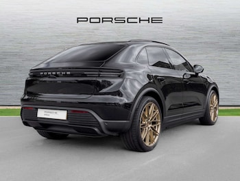 Used Porsche Macan 2026 for sale - 79052015: Photo