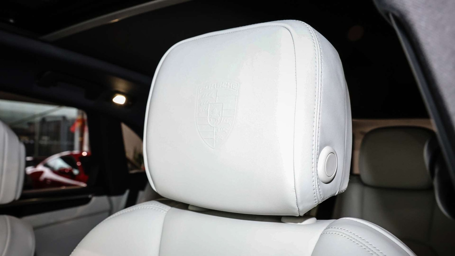 Used Porsche Macan 2024 for sale - 77158627: Photo 16