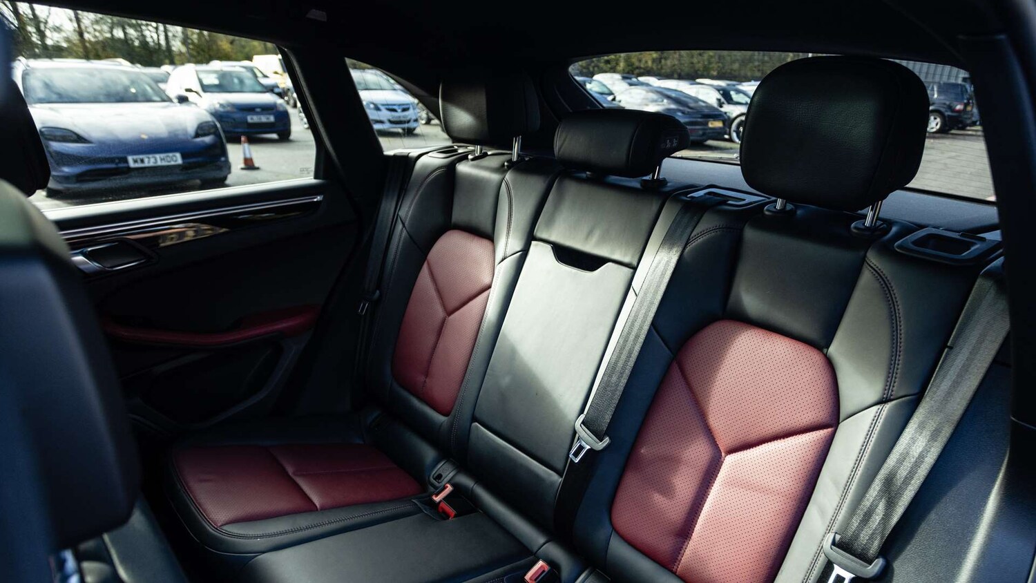 Used Porsche Macan 2021 for sale - 78052471: Photo 16