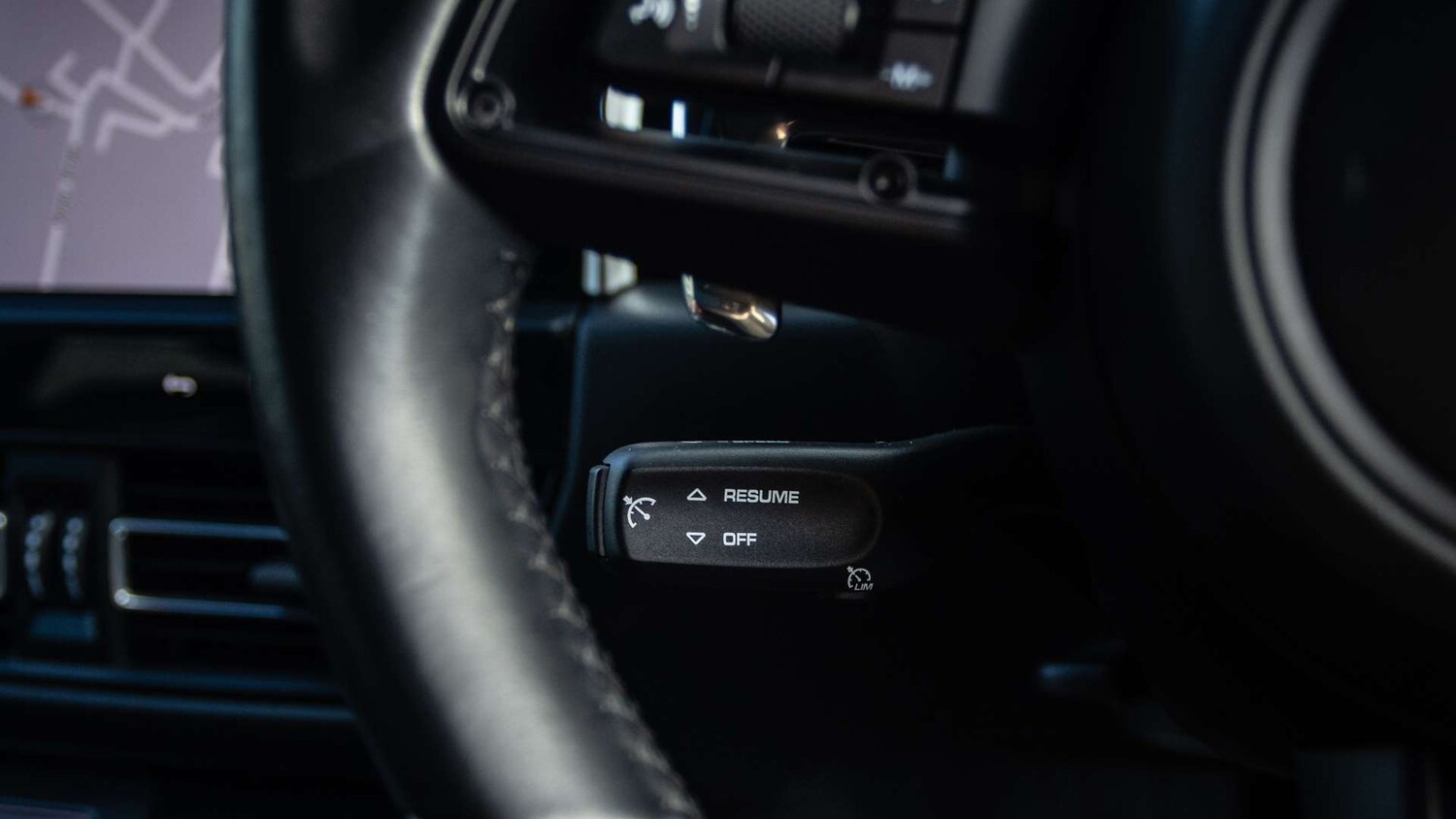 Used Porsche Macan 2021 for sale - 78052471: Photo 18