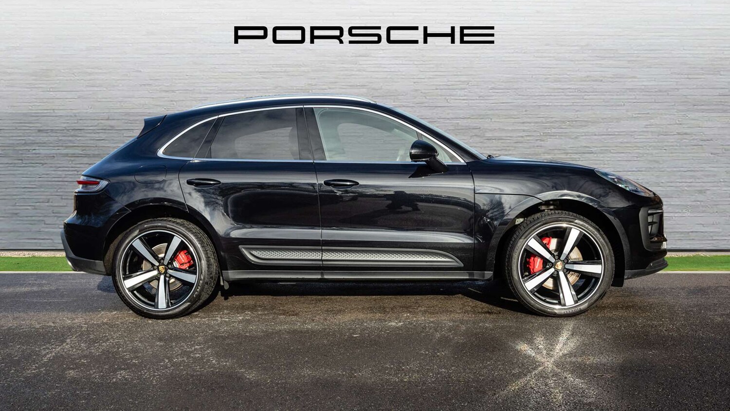 Used Porsche Macan 2021 for sale - 78052471: Photo 7