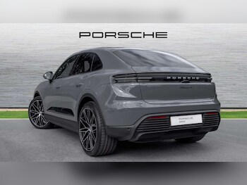 Used Porsche Macan 2025 for sale - 75216964: Photo