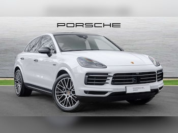 Used Porsche Cayenne 2023 for sale - 77842396: Photo