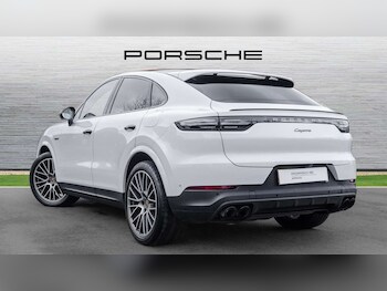 Used Porsche Cayenne 2023 for sale - 77842396: Photo