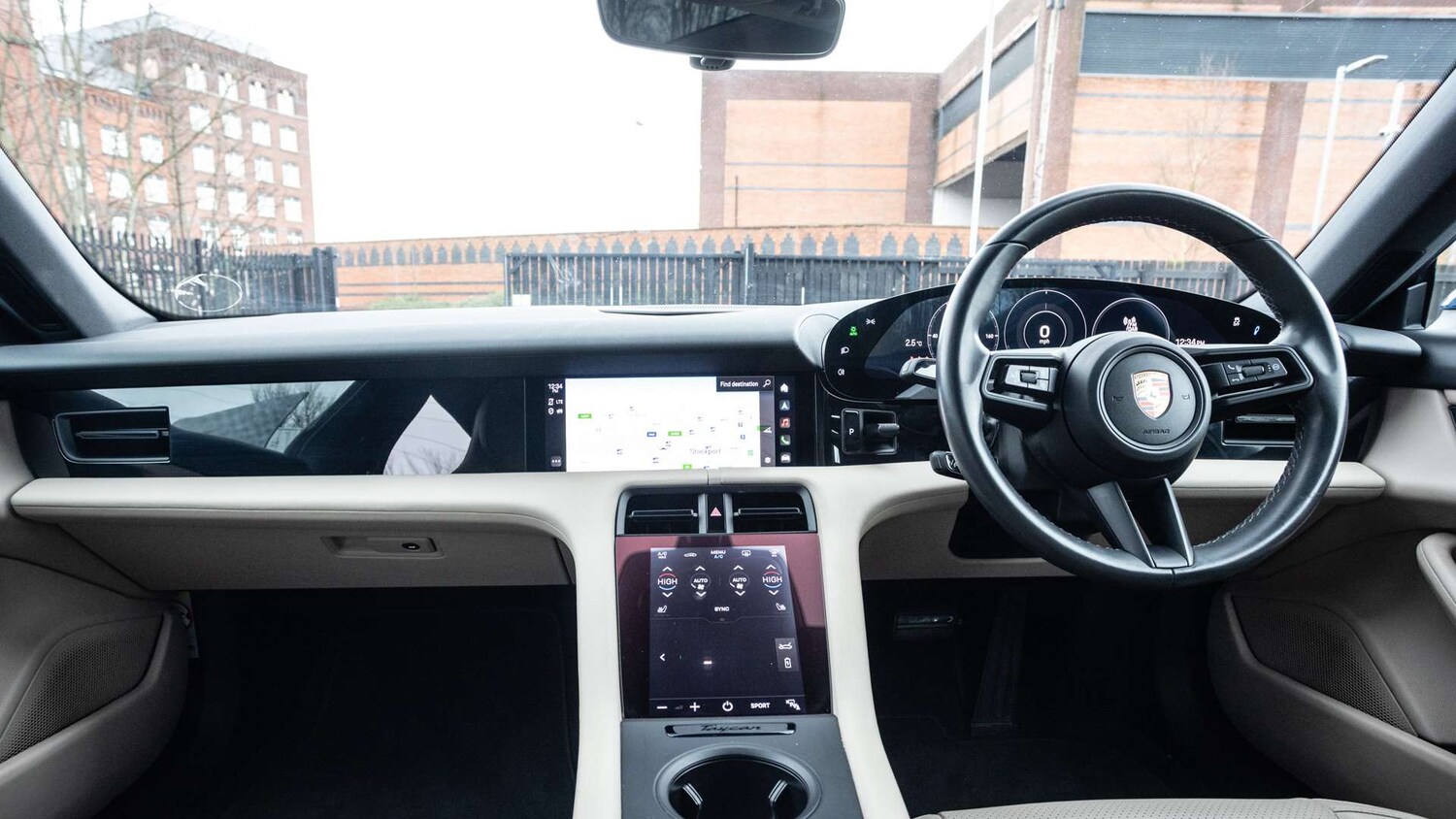 Used Porsche Taycan 2023 for sale - 77044178: Photo 11