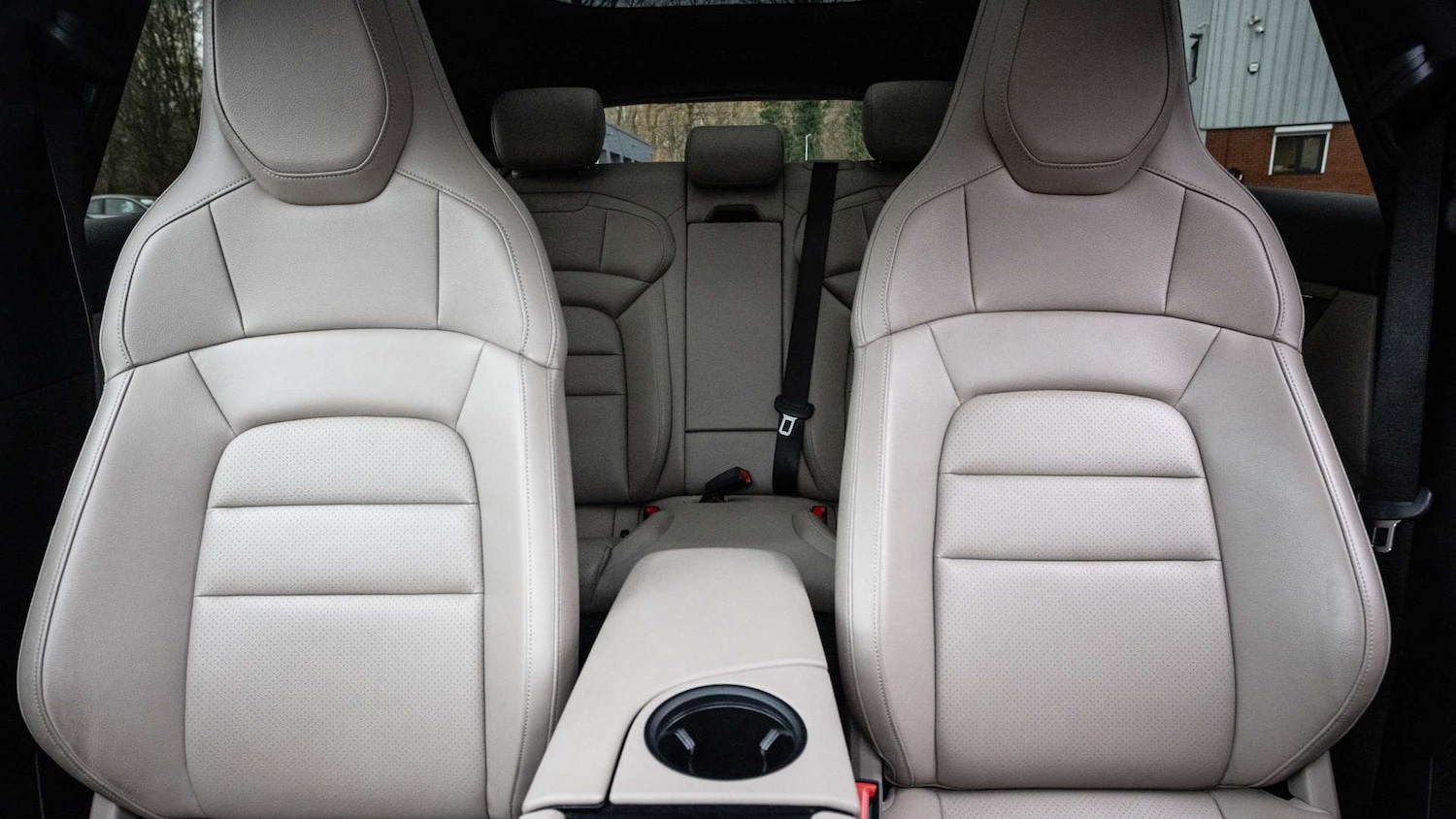 Used Porsche Taycan 2023 for sale - 77044178: Photo 14