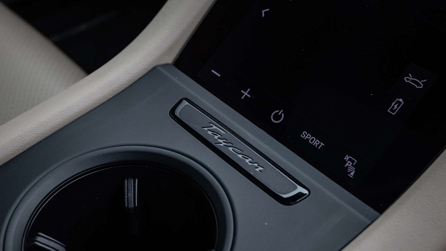 Used Porsche Taycan 2023 for sale - 77044178: Photo 25