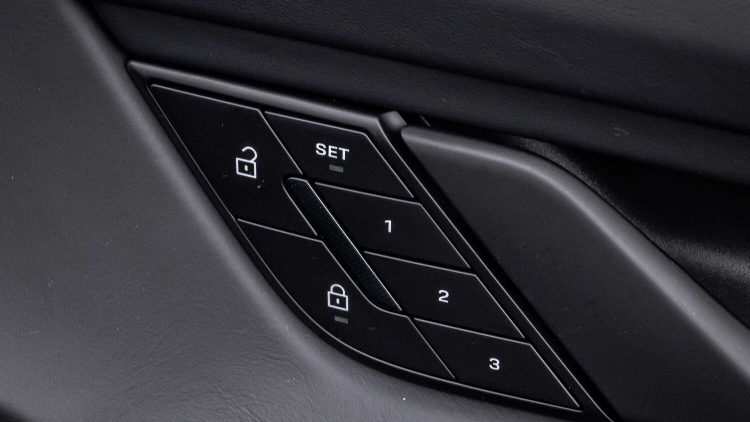 Used Porsche Taycan 2026 for sale - 77389744: Photo 30