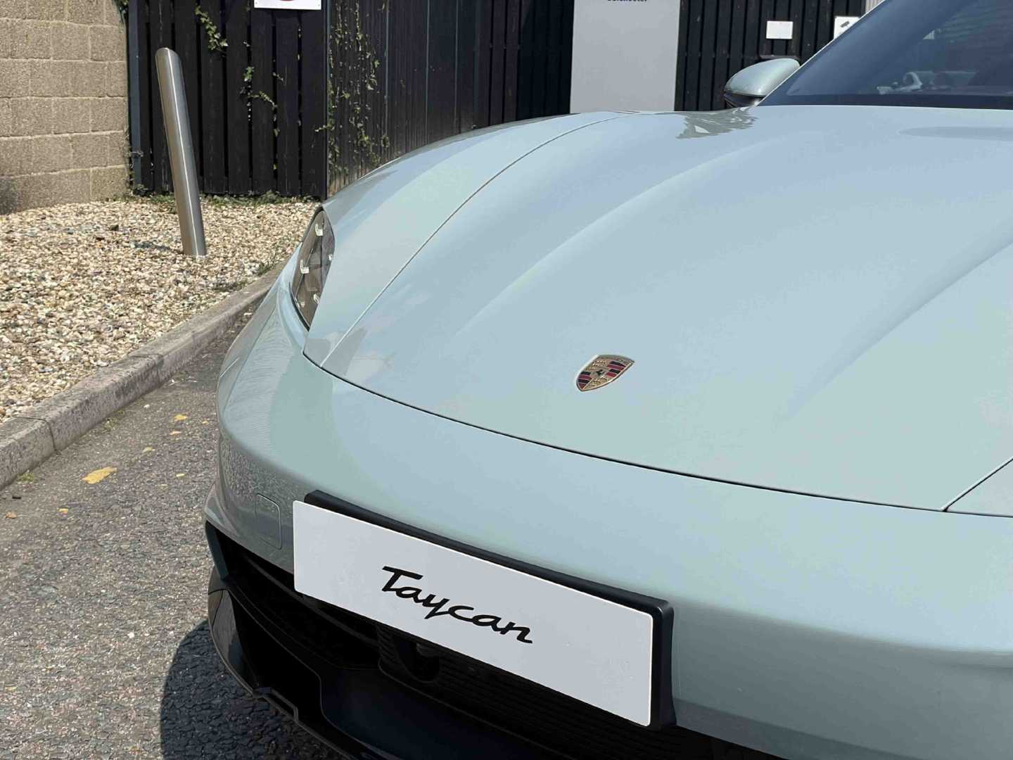 Used Porsche Taycan 2024 for sale - 76705136: Photo 27