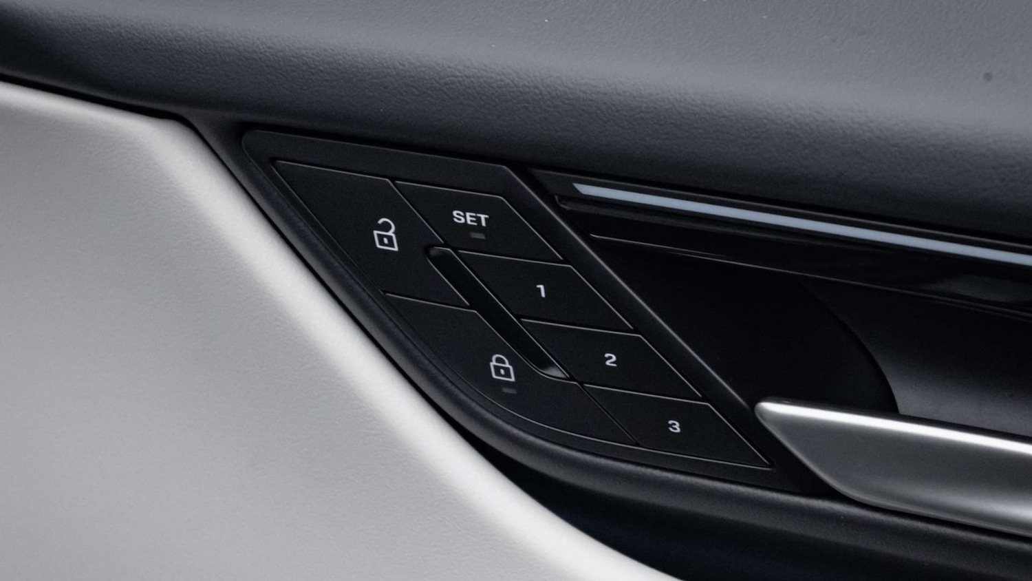 Used Porsche Macan 2026 for sale - 77178910: Photo 24