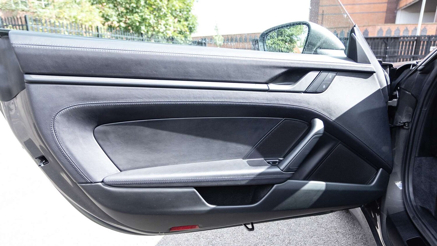 Used Porsche 911 2023 for sale - 75903538: Photo 33