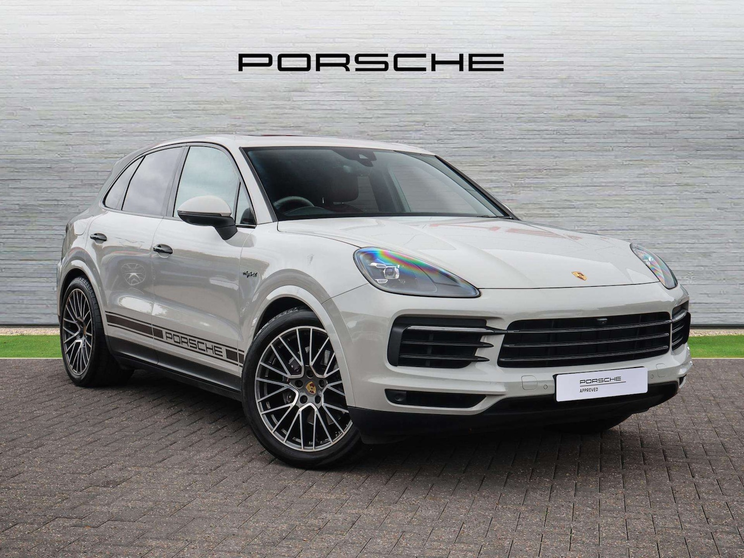 Used Porsche Cayenne 2021 for sale - 76351588: Photo 1